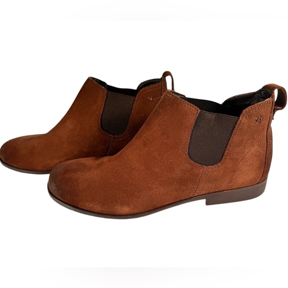 Salvia Cat Cognac Hydra Suede Waterproof Chelsea Boots Women’s Size 9.5 FLAWED - Picture 3 of 10